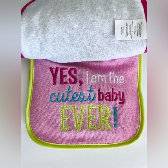 New Bib set of 4 infant bibs patents choice born to sparkle - Picture 2 of 8